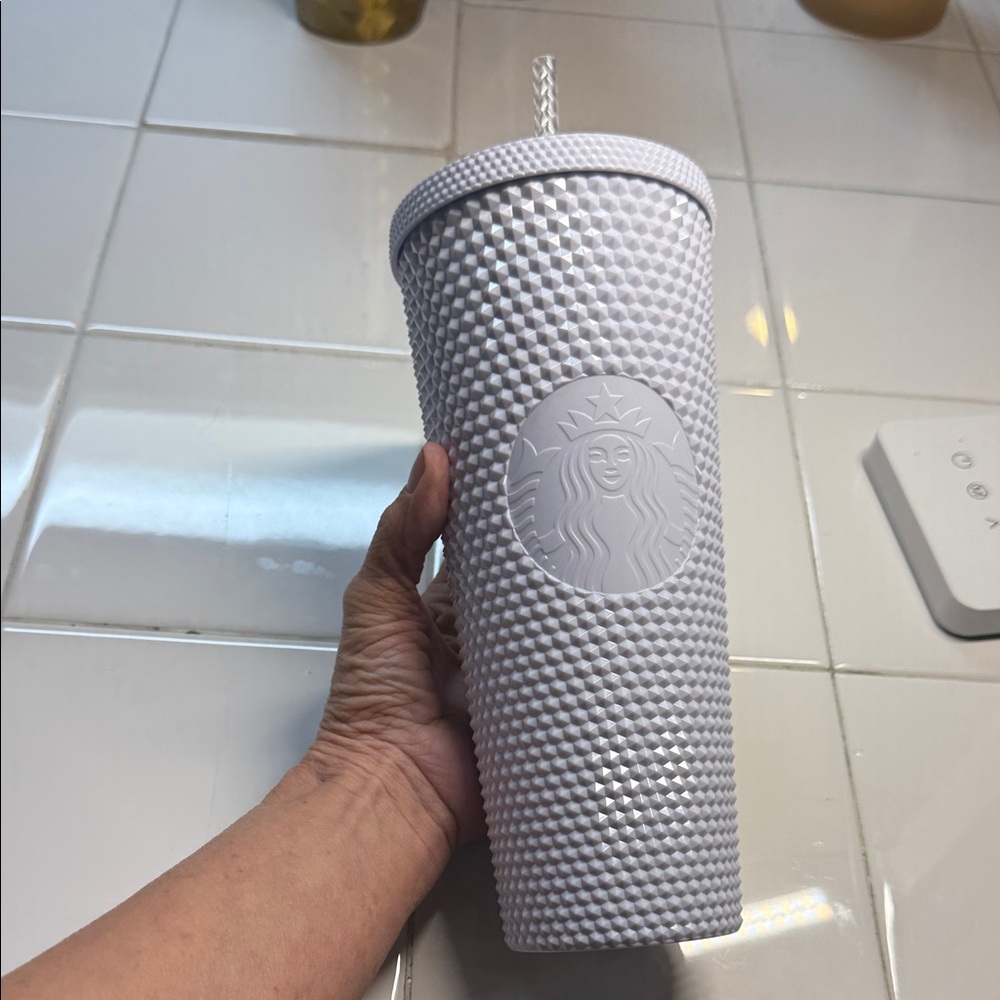 24oz Venti, Starbucks White Studded Tumbler cold cup. New w tags